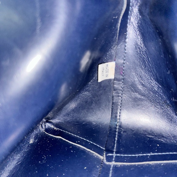 Mansur Gavriel Bucket Bag. Navy. 💙🔥 - Picture 9 of 10